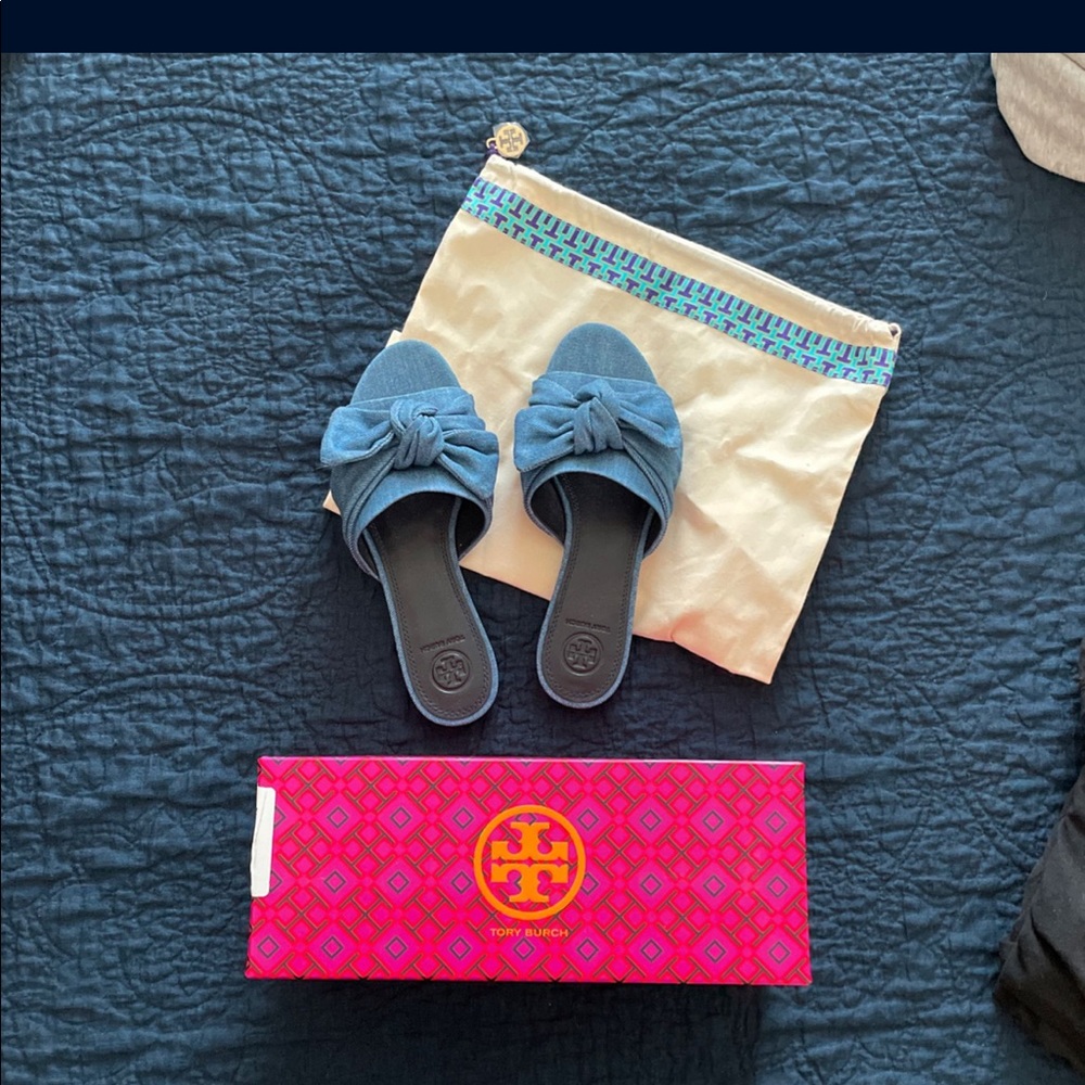 Tory Burch Bow flats